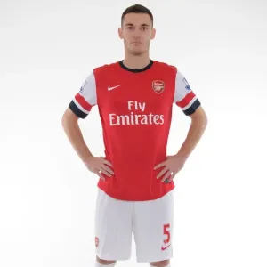 Thomas Vermaelen at Arsenal 2013-14 Squad Photocall Thomas Vermaelen at Arsenal 2013-14 Squad Photocall