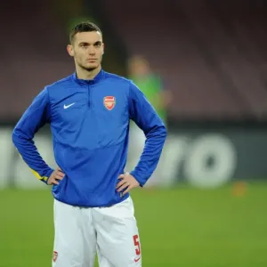 Thomas Vermaelen: Arsenal's Defender at Napoli's Stadio San Paolo (UEFA Champions League, 2013) Thomas Vermaelen: Arsenal's Defender at Napoli's Stadio San Paolo (UEFA Champions League, 2013)