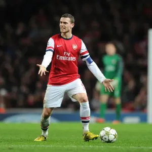 Thomas Vermaelen: Arsenal's Defensive Powerhouse in Action against Montpellier, UEFA Champions League 2012-13