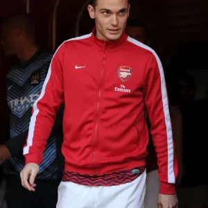 Thomas Vermaelen: Arsenal's Unyielding Defender Against Manchester City (2013/14)