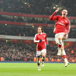 Thomas Vermaelen celebrates scoring the 3rd Arsenal goal with Tomas Rosicky