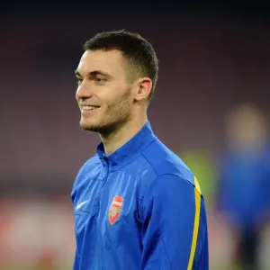 Thomas Vermaelen at Napoli's Stadio San Paolo during Arsenal's UEFA Champions League Match (2013) Thomas Vermaelen at Napoli's Stadio San Paolo during Arsenal's UEFA Champions League Match (2013)