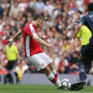 Thomas Vermaelen Scores First Arsenal Goal Print Thomas Vermaelen Scores First Arsenal Goal Print