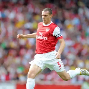 Thomas Vermaelen Tied: Arsenal vs. AC Milan, Emirates Cup Pre-Season 2010 Thomas Vermaelen Tied: Arsenal vs. AC Milan, Emirates Cup Pre-Season 2010