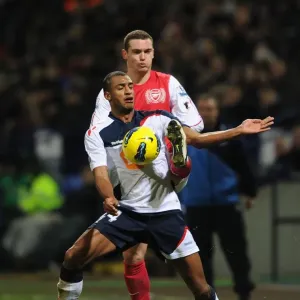 Thomas Vermaelen vs. David Ngog: Intense Tackle at Bolton Wanderers vs. Arsenal (2011-12) Thomas Vermaelen vs. David Ngog: Intense Tackle at Bolton Wanderers vs. Arsenal (2011-12)
