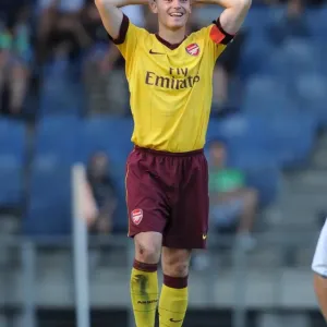 Thomas Vermaelen's Debut: Arsenal's 4-0 Victory Over Sturm Graz, Austria 2010 Thomas Vermaelen's Debut: Arsenal's 4-0 Victory Over Sturm Graz, Austria 2010