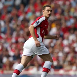 Print of Thomas Vermaelen's Dominant Debut in the Premier League Print of Thomas Vermaelen's Dominant Debut in the Premier League