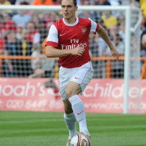 Thomas Vermaelen's Dominant Performance: Arsenal Crushes Barnet 4-0 in Pre-Season Friendly Thomas Vermaelen's Dominant Performance: Arsenal Crushes Barnet 4-0 in Pre-Season Friendly