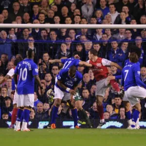 Thomas Vermaelen's Header: Arsenal's Winning Goal Against Everton (2011-12)