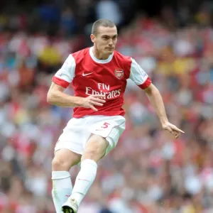 Thomas Vermaelen's Leadership: Arsenal's Comeback Win over Celtic (3-2) at the Emirates Cup