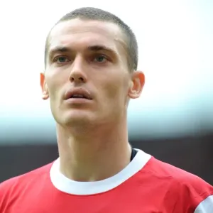Thomas Vermaelen's Leadership: Arsenal's Triumphant 3-2 Emirates Cup Victory over Celtic (2010)