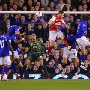Thomas Vermaelen's Soaring Header: Crucial Arsenal Goal Against Everton (2011-12) Thomas Vermaelen's Soaring Header: Crucial Arsenal Goal Against Everton (2011-12)