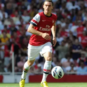 Thomas Vermaelen's Unwavering Concentration: Arsenal's Triumph Over Sunderland (2012-13) Thomas Vermaelen's Unwavering Concentration: Arsenal's Triumph Over Sunderland (2012-13)