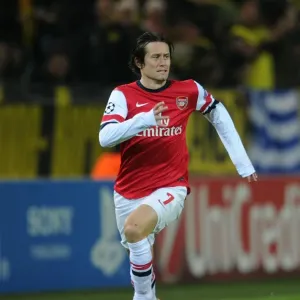 Tomas Rosicky in Action: Borussia Dortmund vs. Arsenal, UEFA Champions League (2013-14)