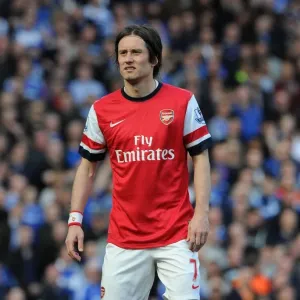 Tomas Rosicky in Action: A Football Battle at Stamford Bridge - Chelsea vs. Arsenal, Premier League 2013-14 Tomas Rosicky in Action: A Football Battle at Stamford Bridge - Chelsea vs. Arsenal, Premier League 2013-14