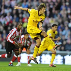 Tomas Rosicky (Arsenal) shoots over the bar from the penalty spot. Sunderland 1: 1 Arsenal Tomas Rosicky (Arsenal) shoots over the bar from the penalty spot. Sunderland 1: 1 Arsenal