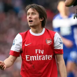 Tomas Rosicky's Brilliant Goal: Arsenal's 2-1 Victory Over Birmingham City in the Barclays Premier League