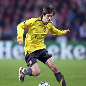 Tomas Rosicky's Champion Performance: Arsenal's 1-0 Victory Over PSV Eindhoven, UEFA Champions League 2007