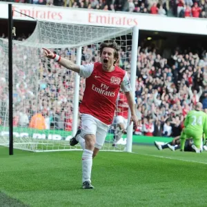 Tomas Rosicky's Game-Changing Goal: Arsenal's Triumph over Tottenham (2011-12)