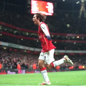 Tomas Rosicky's Triumph: Arsenal's Thrilling 3-1 Victory Over Tottenham Hotspur in Carling Cup Semi-Final