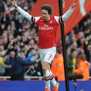 Tomas Rosicky's Triumph: Arsenal's Thrilling Third Goal vs. Sunderland (2013-14) Tomas Rosicky's Triumph: Arsenal's Thrilling Third Goal vs. Sunderland (2013-14)