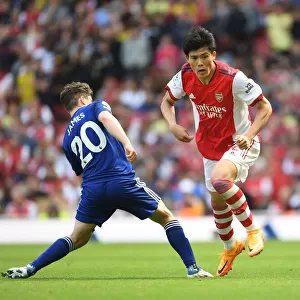 Tomiyasu vs James: A Premier League Showdown at Emirates - Arsenal vs Leeds United