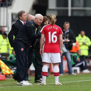 Habló Tony Gervaise, el asistente del gerente de Arsenal con Kim Little