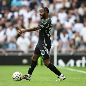 Tottenham Hotspur FC v Arsenal FC - Premier League