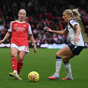 Tottenham Hotspur v Arsenal - Barclays Women's Super League<br> Tottenham Hotspur v Arsenal - Barclays Women's Super League Tottenham Hotspur v Arsenal - Barclays Women's Super League<br> Tottenham Hotspur v Arsenal - Barclays Women's Super League