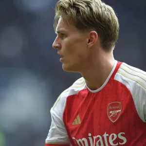 Tottenham Hotspur v Arsenal FC - Premier League Tottenham Hotspur v Arsenal FC - Premier League