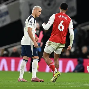 Tottenham Hotspur v Arsenal - Premier League