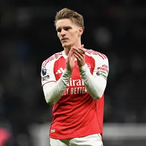 Tottenham Hotspur v Arsenal - Premier League
