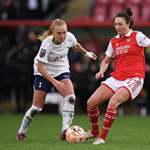 Tottenham vs Arsenal: Women's Super League Clash - Jodie Taylor Fights Past Opponent