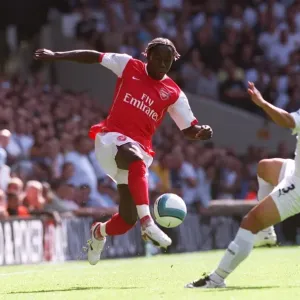 Triumphant Rivals: Sagna's Double Strike Against Lee Young-Pyo and Tottenham Triumphant Rivals: Sagna's Double Strike Against Lee Young-Pyo and Tottenham
