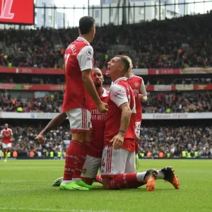 Triumphant Threesome: Jesus, Martinelli, Xhaka's Unforgettable Goal Celebration vs. Tottenham (2022-23 Premier League)