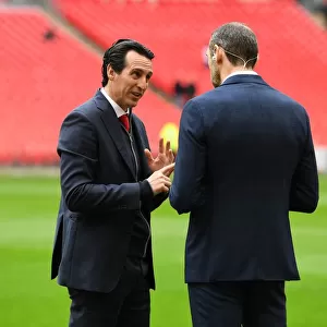 Unai Emery and Martin Keown: A Pre-Match Chat Before the Intense Tottenham-Arsenal Rivalry