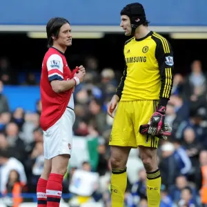 United Moment: Rosicky and Cech's Chat Amidst the Chelsea-Arsenal Rivalry (2013-14) United Moment: Rosicky and Cech's Chat Amidst the Chelsea-Arsenal Rivalry (2013-14)