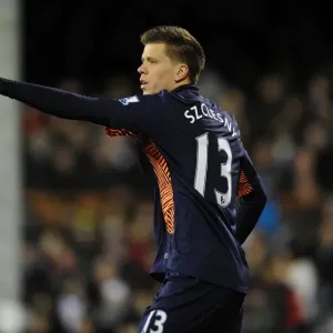 Unyielding Guardian: Wojciech Szczesny in Action at Fulham (2011-12)