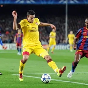 Van Persie vs. Abidal: Barcelona's Triumph over Arsenal in the Champions League (2011)