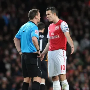 Van Persie vs. Attwell: The Controversial Refereeing Decision - Arsenal vs. Wolverhampton Wanderers (December 2011)