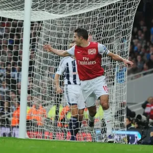 Van Persie and Walcott Celebrate Arsenal's First Goal Against West Bromwich Albion (2011-12)
