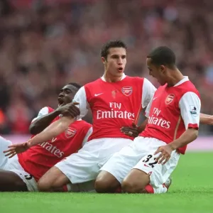 Print of Van Persie scoring a free kick goal for Arsenal vs Everton in 2006 Print of Van Persie scoring a free kick goal for Arsenal vs Everton in 2006