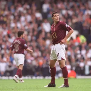 Van Persie's Determined Stalemate at White Hart Lane, 2005