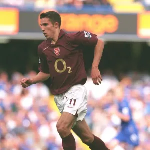Van Persie's Glory: Arsenal's Thrilling 1-0 Victory Over Chelsea at Stamford Bridge (2005) Van Persie's Glory: Arsenal's Thrilling 1-0 Victory Over Chelsea at Stamford Bridge (2005)