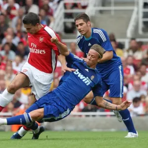 Van Persie's Strike: Arsenal Overpowers Real Madrid - Emirates Cup 2008 Van Persie's Strike: Arsenal Overpowers Real Madrid - Emirates Cup 2008