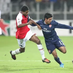 Vela vs. Jaliens: 1:1 Stalemate in the Champions League Clash between Arsenal and AZ Alkmaar Vela vs. Jaliens: 1:1 Stalemate in the Champions League Clash between Arsenal and AZ Alkmaar
