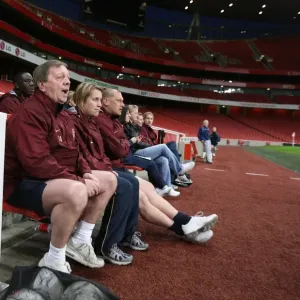 Vic Akers Arsenal Ladies Manager Vic Akers Arsenal Ladies Manager