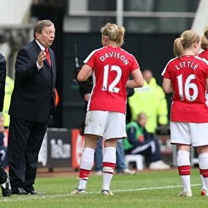Vic Akers Arsenal Ladies Manager talks to Gemma Davison