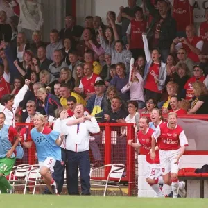 Vic Akers Celebrates Arsenal Ladies UEFA Cup Final Draw against Umea IK Vic Akers Celebrates Arsenal Ladies UEFA Cup Final Draw against Umea IK