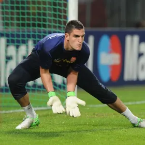 Vito Mannone: Arsenal's Fortress in Montpellier - 2012 Champions League Showdown Vito Mannone: Arsenal's Fortress in Montpellier - 2012 Champions League Showdown
